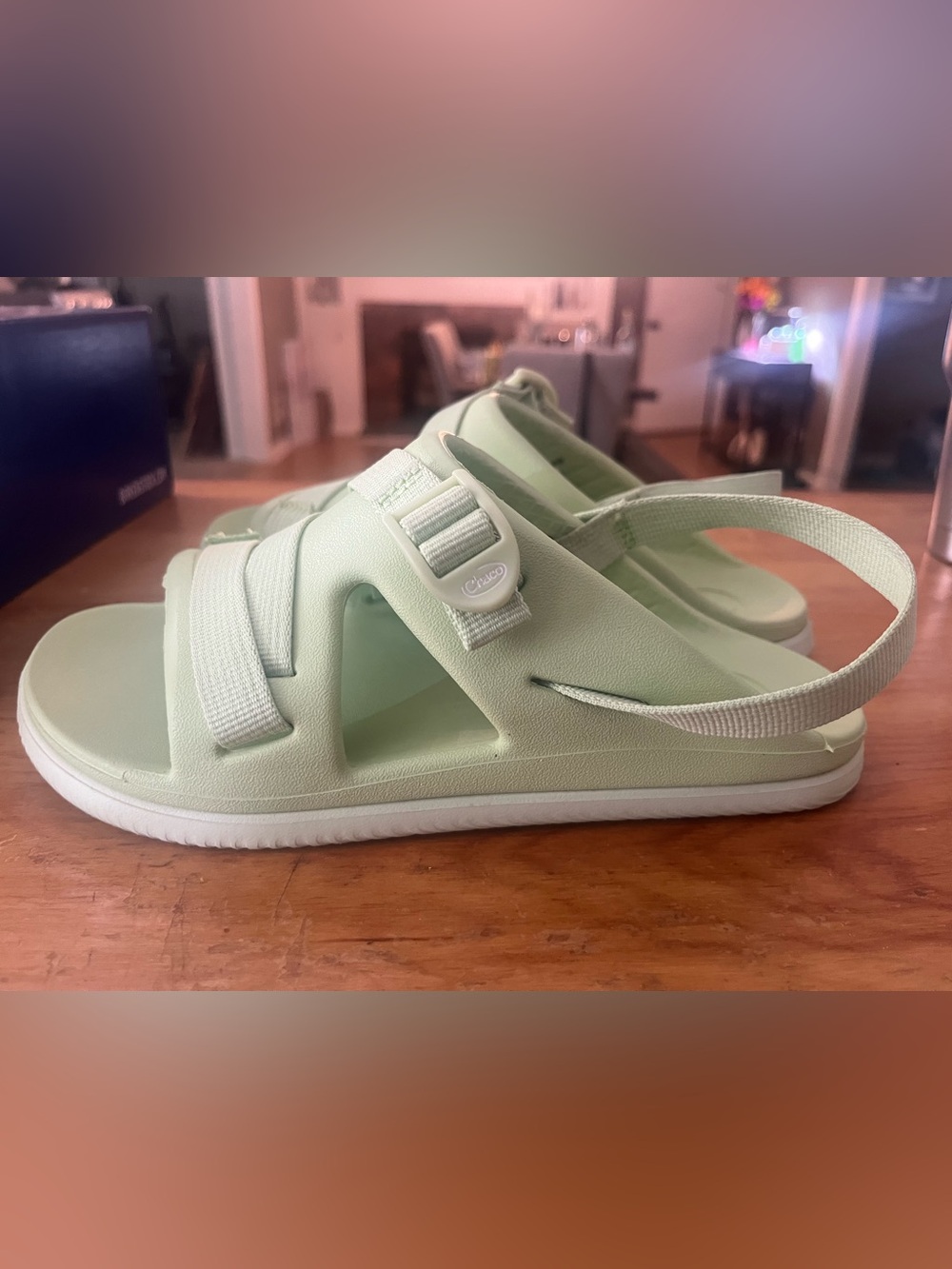 Chaco Mint Green Slide Sandal with Adjustable Strap size 4